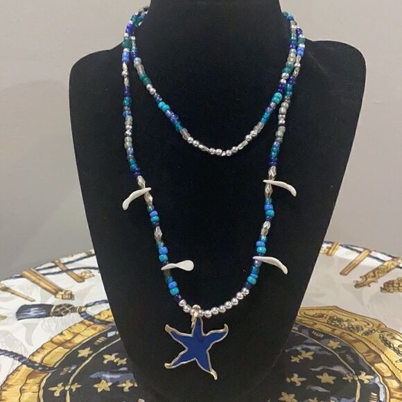 Beaded wrap necklace with shell & star accents. - Picture 2 of 3